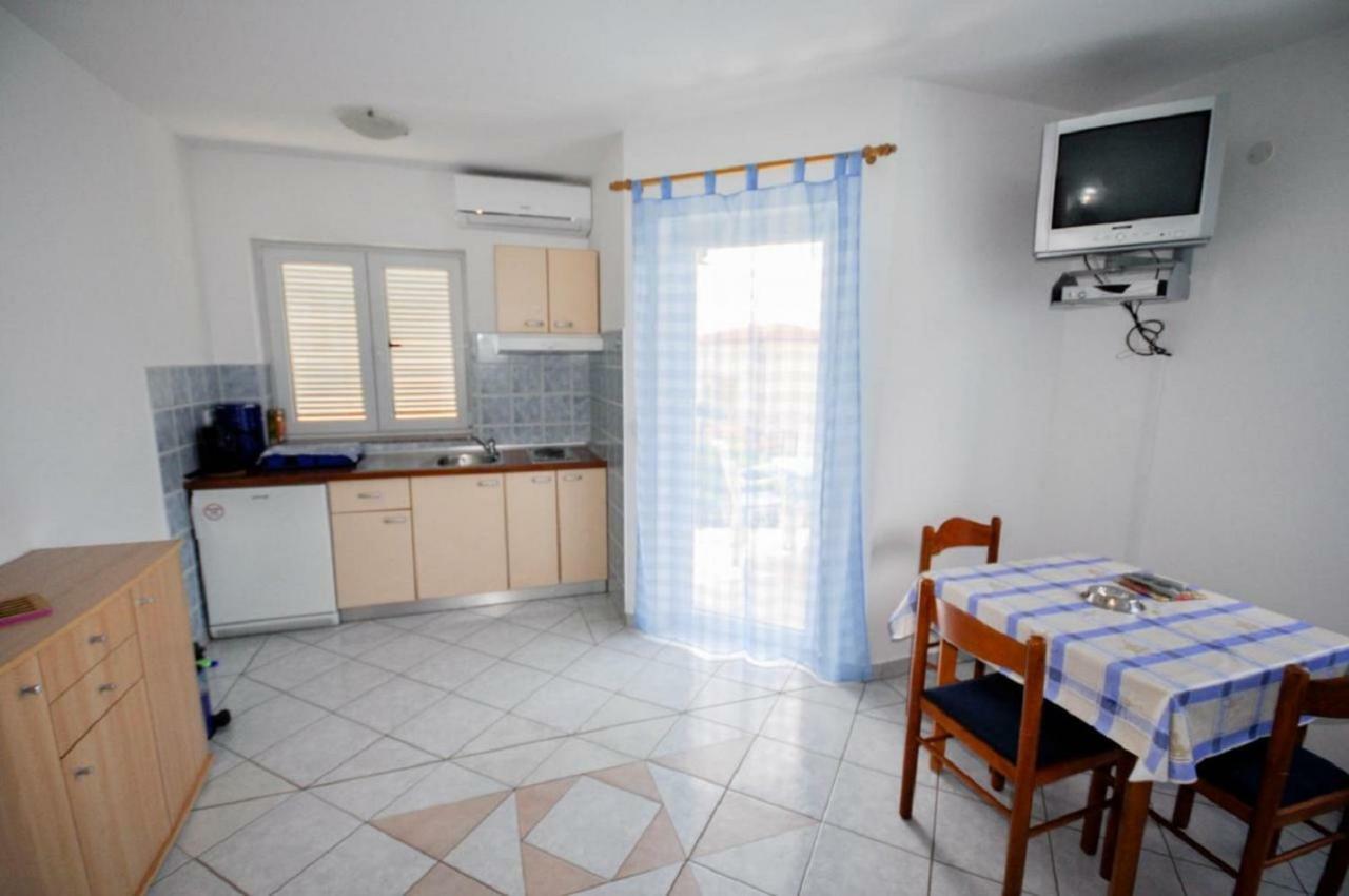 Ana M Apartments Novigrad Istria Kültér fotó